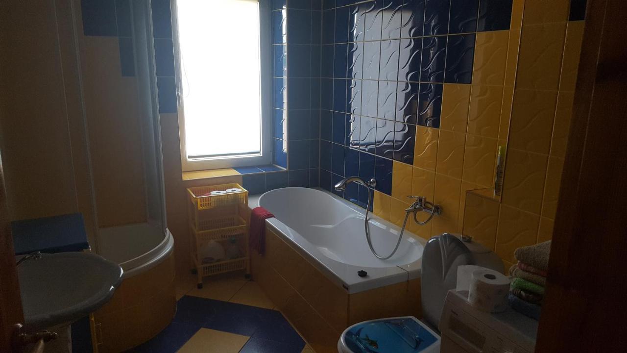 Roza Apartment Zelistrzewo Екстериор снимка